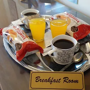 bucharest-boutique-accommodation.bucharesthotelsnow.com/
